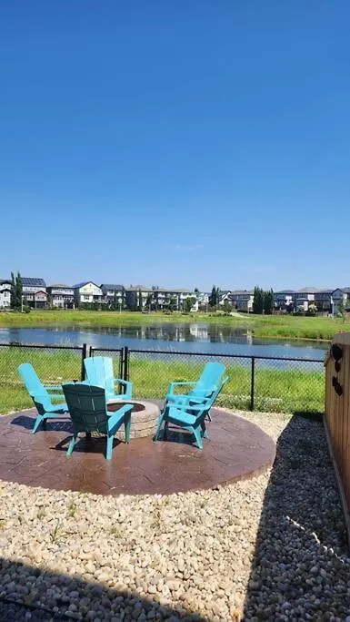 Lake View 2 Bedroom Basement Edmonton Holiday home